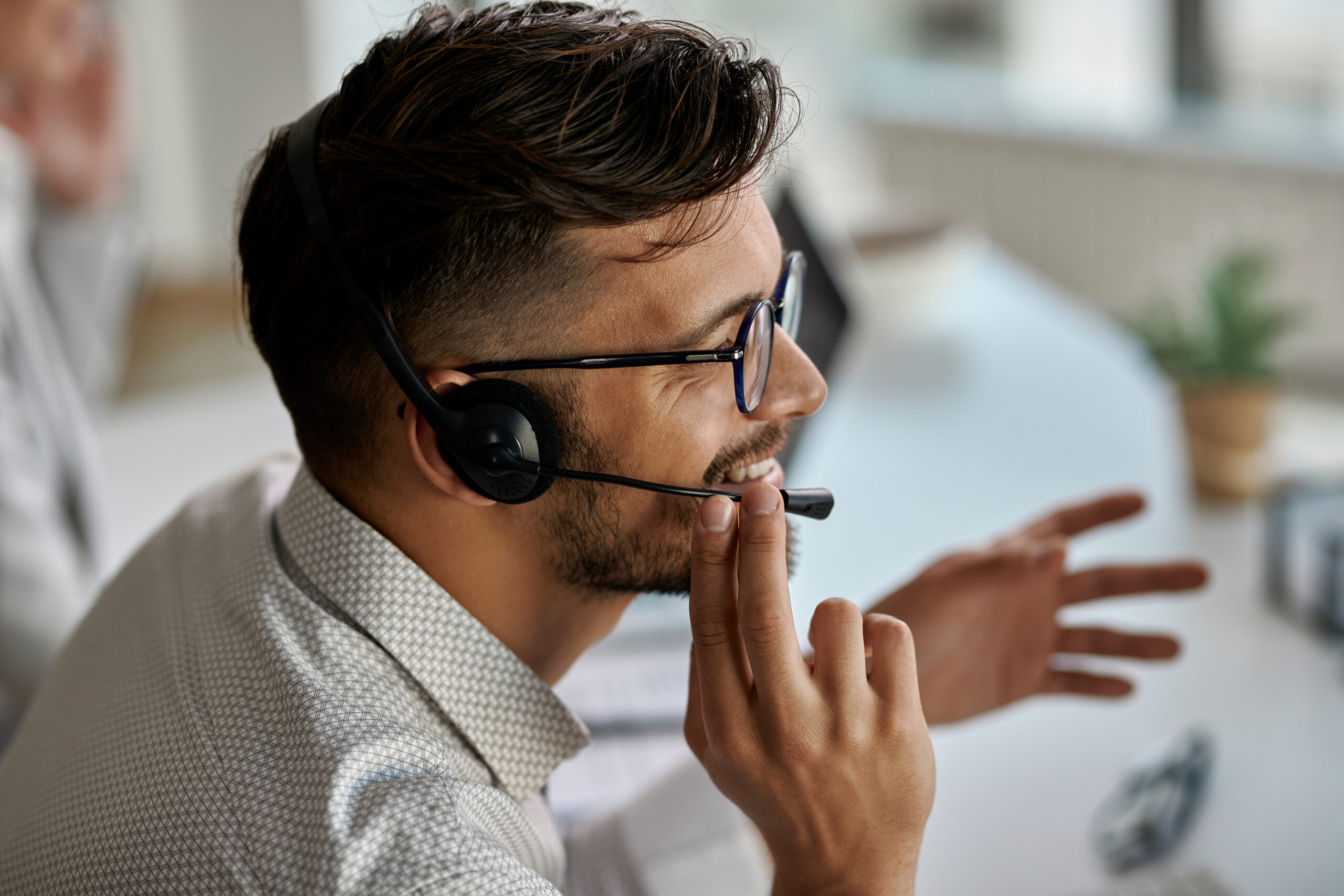0800 VoIP: O que é, como funciona e por que sua empresa deveria considerar essa solução: guia prático